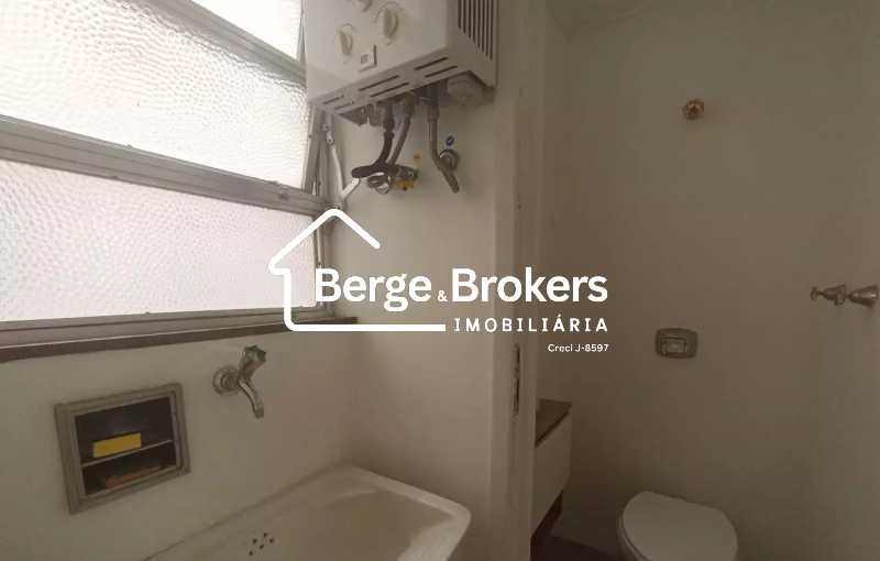Conheça BANHEIRO SOCIAL do imóvel - Apartamento à venda Rua Voluntários da Pátria, Botafogo, Rio de Janeiro - R$ 1.200.000 - RJAP30768 - 6 BANHEIRO SOCIAL - 6