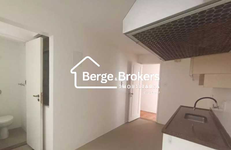 Conheça COZINHA do imóvel - Apartamento à venda Rua Voluntários da Pátria, Botafogo, Rio de Janeiro - R$ 1.200.000 - RJAP30768 - 16 COZINHA - 16