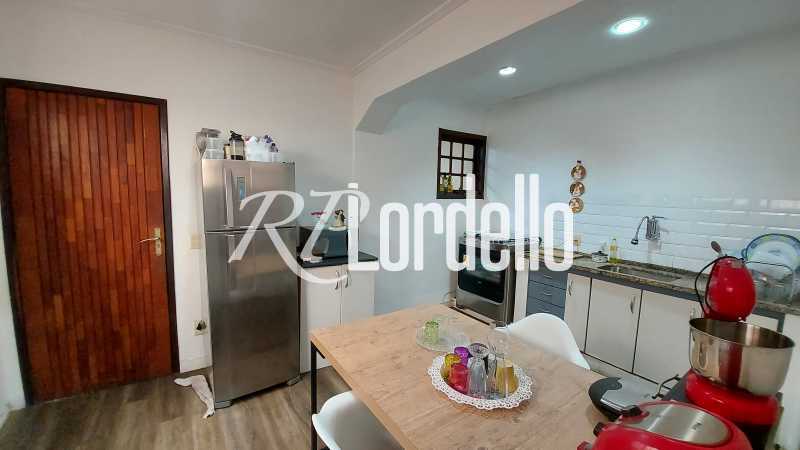 Conheça 5 do imóvel - Casa à venda na Rua Delfos, Curicica - Rio de Janeiro, RJ. - LOCA30001 - 9 5 - 9