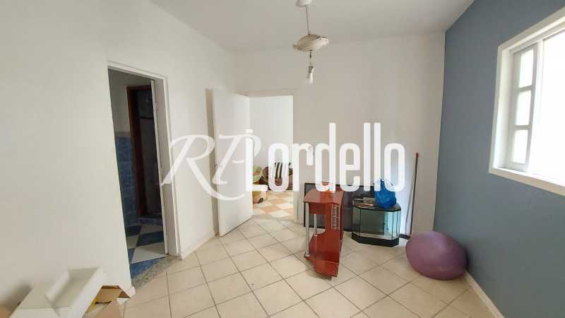 Conheça 7 do imóvel - Casa à venda na Rua Delfos, Curicica - Rio de Janeiro, RJ. - LOCA30001 - 11 7 - 11