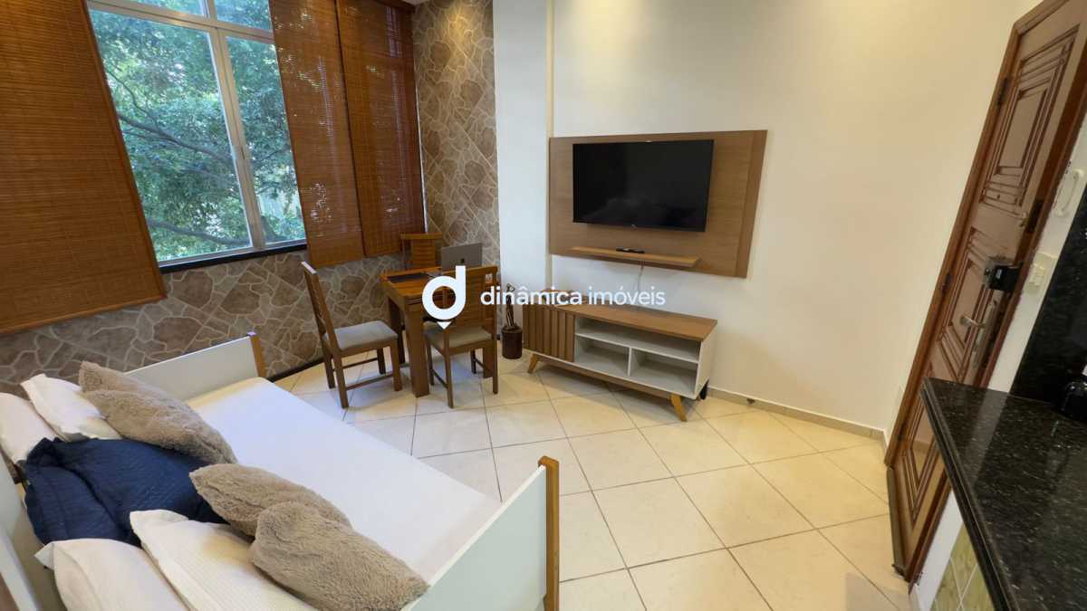 Conheça 12. do imóvel - Sala quarto reformado - DNAP10004 - 6 12. - 6