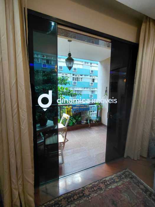 Conheça WhatsApp Image 2026-07-28 at 1 do imóvel - Apartamento 6 quartos à venda Copacabana, Rio de Janeiro - R$ 1.950.000 - DNAP60001 - 5 WhatsApp Image 2026-07-28 at 1 - 5