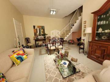 Imperdível - Casa em Condomínio - 3 quartos, 1 suíte, churrasqueira - 178m² - Pechincha. - JPCN30117