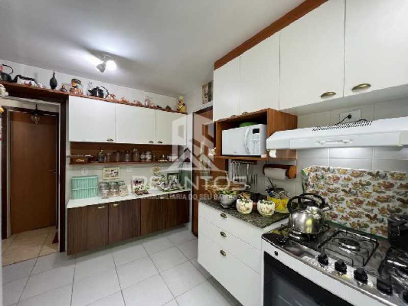 Conheça 11. do imóvel - Excelente casa duplex-3 quatros 1 suíte -piscina-churrasqueia- 3 vagas de garagem . - JPCN30123 - 12 11. - 12