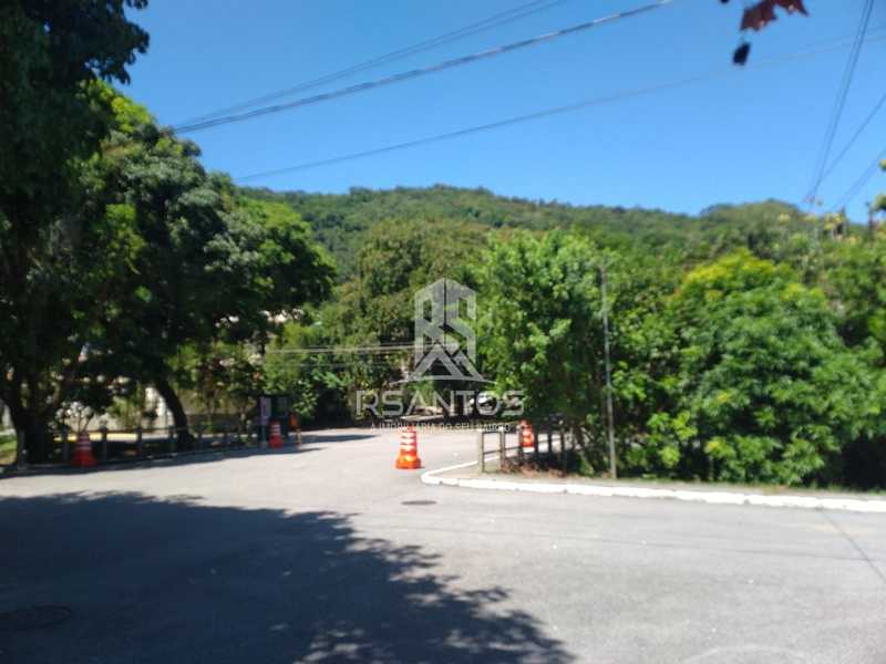Conheça 22 2. do imóvel - Casa a venda Condomínio Eldorado Freguesia Jacarepaguá 4 Quartos suíte 360m² terreno 268m² área construída 1.750 k - JPCN50034 - 23 22 2. - 23