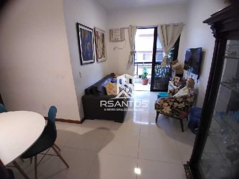 Conheça 6 2 do imóvel - Freguesia - Maravilhoso! Sala ampla, 80m², lateral, 2 quartos 1 suíte , dependência completa, 1 vaga, Portaria 24hs - JPAP20490 - 4 6 2 - 4