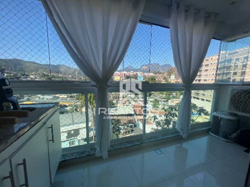 Conheça 17. do imóvel - Estrada do Pau-Ferro. Apartamento com varanda, vista livre, 2 quartos, suíte e lazer. - JPAP20599 - 18 17. - 18
