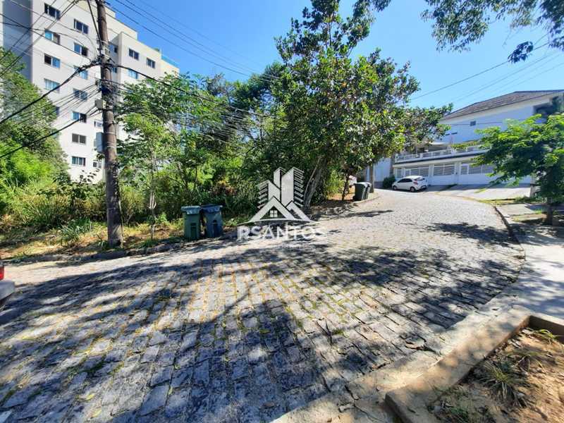 Conheça 22. do imóvel - Casa em condomínio - primeira locação - 3 quartos com varanda - 1 suíte e quintal. - JPCN30016 - 22 22. - 22