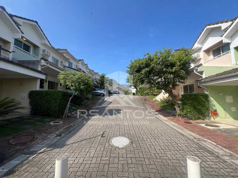 Conheça 22. do imóvel - FREGUESIA - Casa de condomínio com vista livre e sol da manhã, 4 quartos, suíte. - JPCN40197 - 3 22. - 3