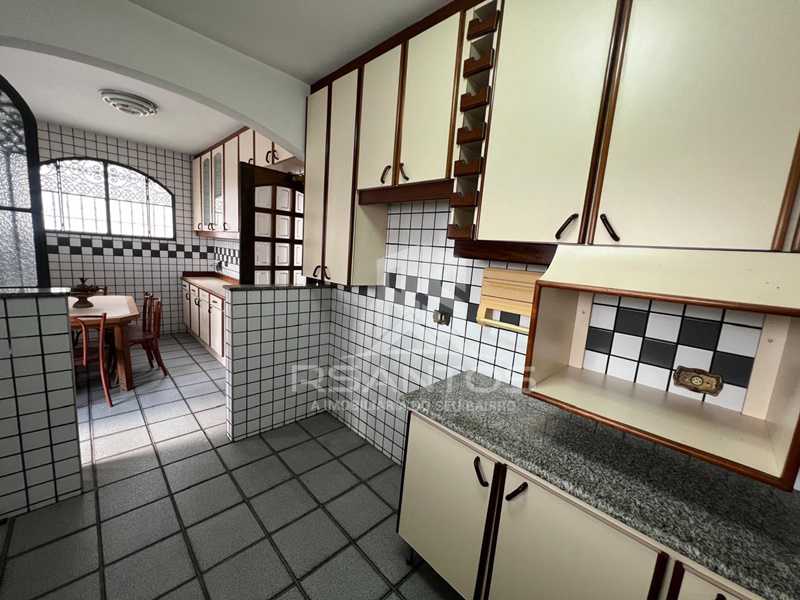 Conheça 15. do imóvel - Condomínio Aldeia - Casa com 4 quartos, suítes, piscina e área gourmet. - JPCN40198 - 18 15. - 18