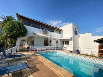 Belíssima Casa duplex com 4 quartos, piscina e área gourmet. - JPCA40020