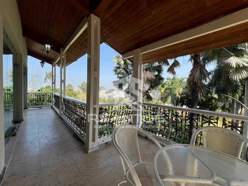 Conheça 18. do imóvel - Casa de alto padrão com 4 quartos, suítes e área total de 2.874m². - JPCN40204 - 17 18. - 17