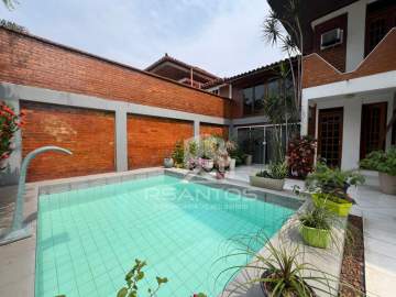 Excelente casa com 3 quartos, suítes e piscina. - JPCN30217