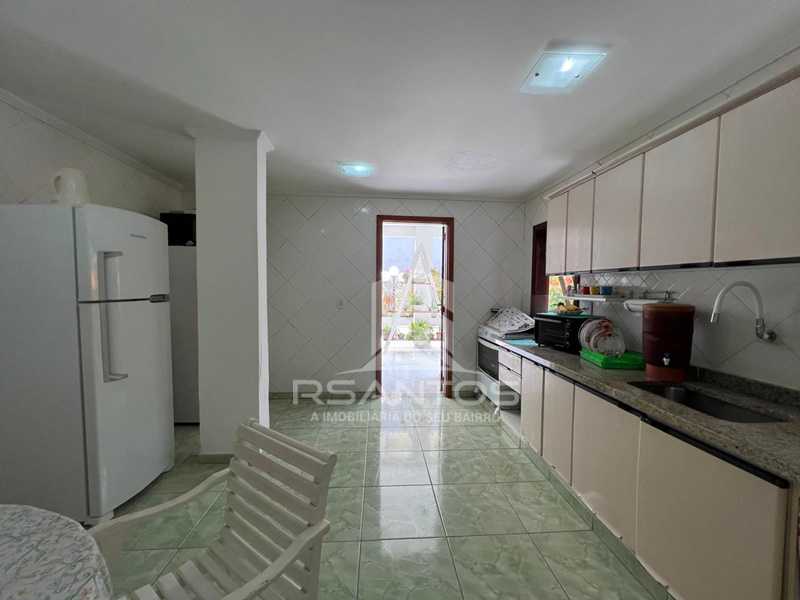 Conheça 012. do imóvel - Excelente casa com 3 quartos, suítes e piscina. - JPCN30217 - 17 012. - 17
