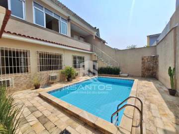 Imperdível - AMA400 - Excelente casa com 3 quartos, piscina e edícula. - JPCN40210
