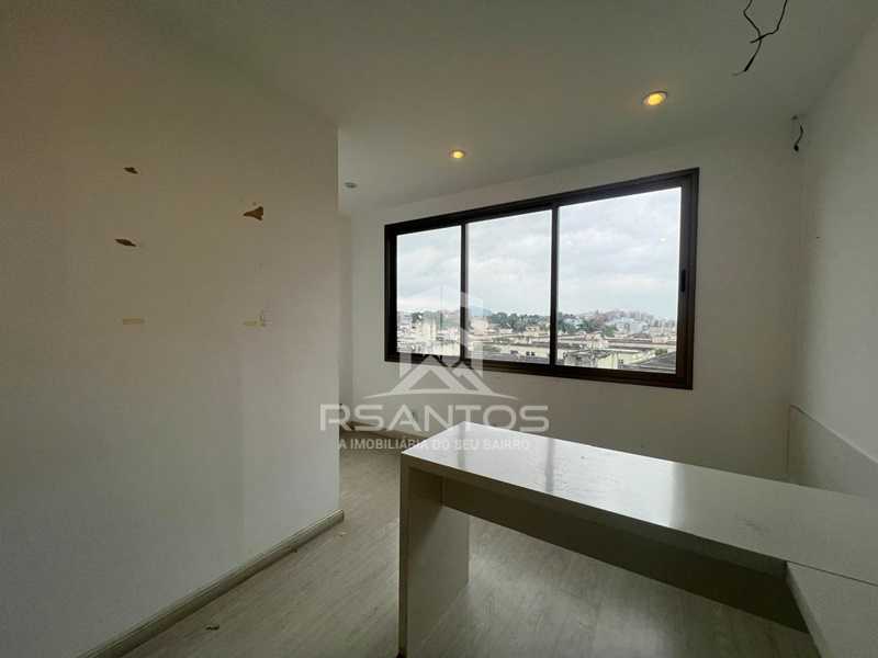 Conheça 2. do imóvel - Estrada dos Três Rios - Sala comercial com 28m² e vista livre. - JPSL00022 - 2 2. - 2