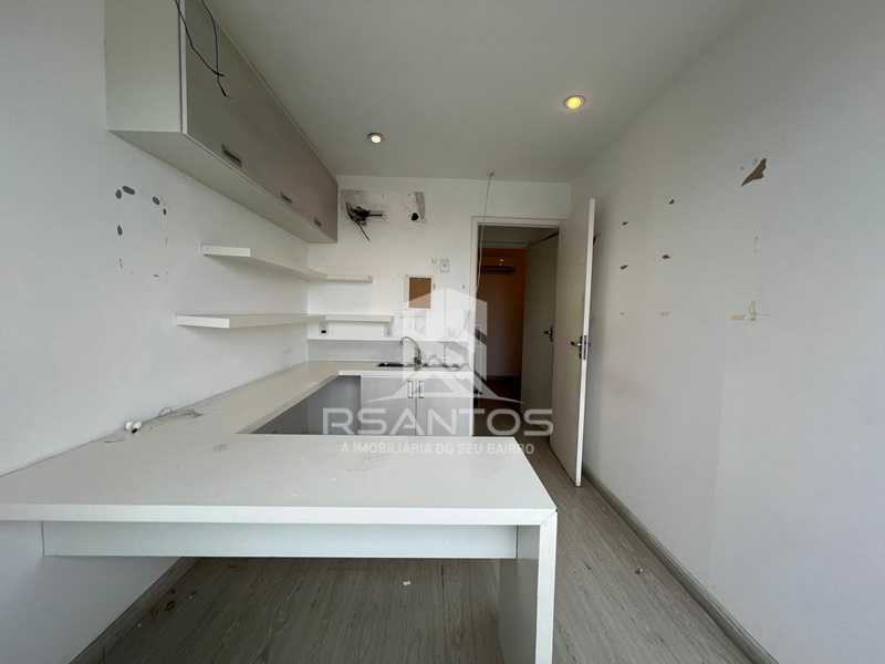 Conheça 5. do imóvel - Estrada dos Três Rios - Sala comercial com 28m² e vista livre. - JPSL00022 - 7 5. - 7
