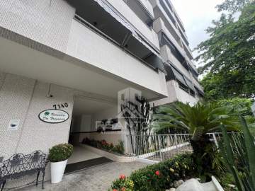 Centrão da Freguesia - Apartamento vazio, claro e arejado, com 1 quarto. - JPAP10060