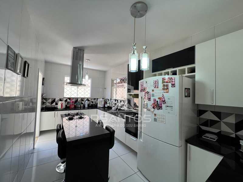 Conheça 16. do imóvel - TAQUARA - Casa linear com 360m² - 4 quartos, suíte e piscina. - JPCN40221 - 21 16. - 21