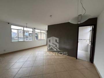Ótima localização - Estrada do Tindiba - Casa em condomínio com 3 quartos, suíte e quintal. - JPCN30243