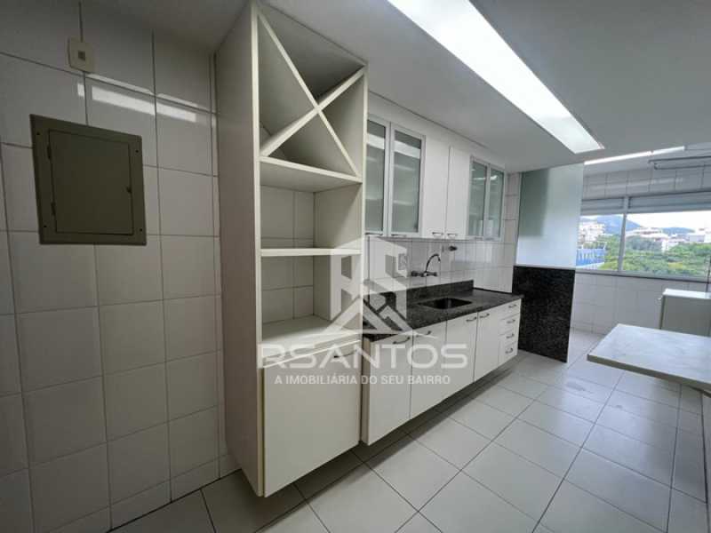 Conheça 14. do imóvel - FREGUESIA - Apartamento vazio com 3 quartos, dependência e 2 vagas. - JPAP30479 - 17 14. - 17
