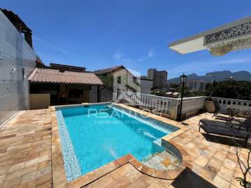 Imperdível - Casa de alto padrão próximo ao Center Shopping 4 quartos 2 suítes e piscina - JPCN40248