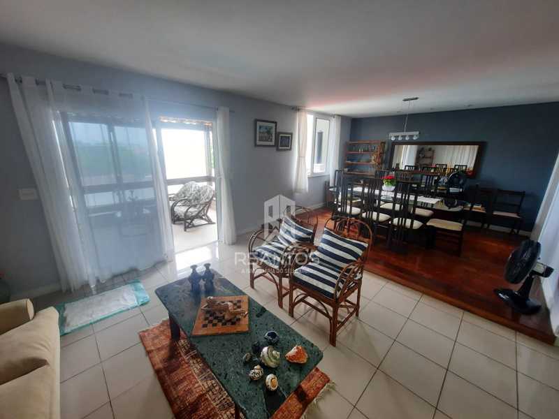 Conheça 4. do imóvel - Casa no Condomínio Terral, Freguesia - 377m², 4 quartos, 2 suítes, armários - Piscina e sauna. - JPCN40050 - 4 4. - 4