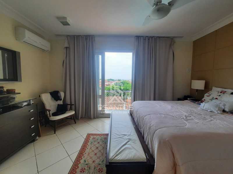 Conheça 13. do imóvel - Casa no Condomínio Terral, Freguesia - 377m², 4 quartos, 2 suítes, armários - Piscina e sauna. - JPCN40050 - 13 13. - 13