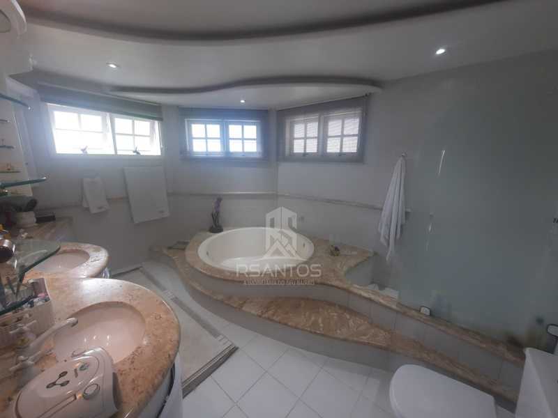 Conheça 16. do imóvel - Condomínio Vilarejo - Casa duplex 330m² - 4 quartos - Suíte - Piscina e área gourmet. - JPCN40057 - 16 16. - 16