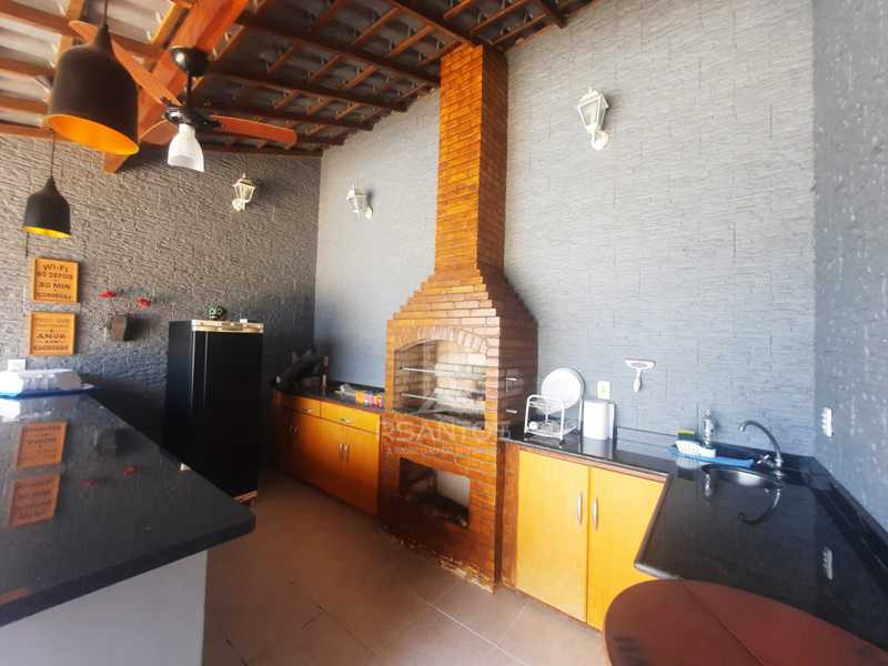 Conheça 28. do imóvel - Condomínio Vilarejo - Casa duplex 330m² - 4 quartos - Suíte - Piscina e área gourmet. - JPCN40057 - 28 28. - 28