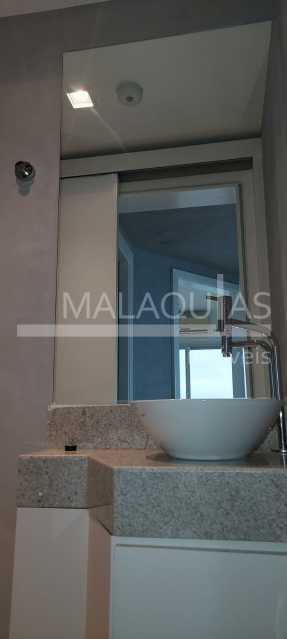 Conheça LAVABO 2 do imóvel - Flat 2 quartos para alugar Barra da Tijuca, Rio de Janeiro - R$ 10.000 - MI12112001 - 28 LAVABO 2 - 28