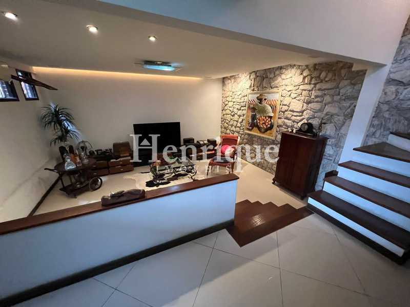 151d6199-32be-4cbd-b98f-ec8842 - 3