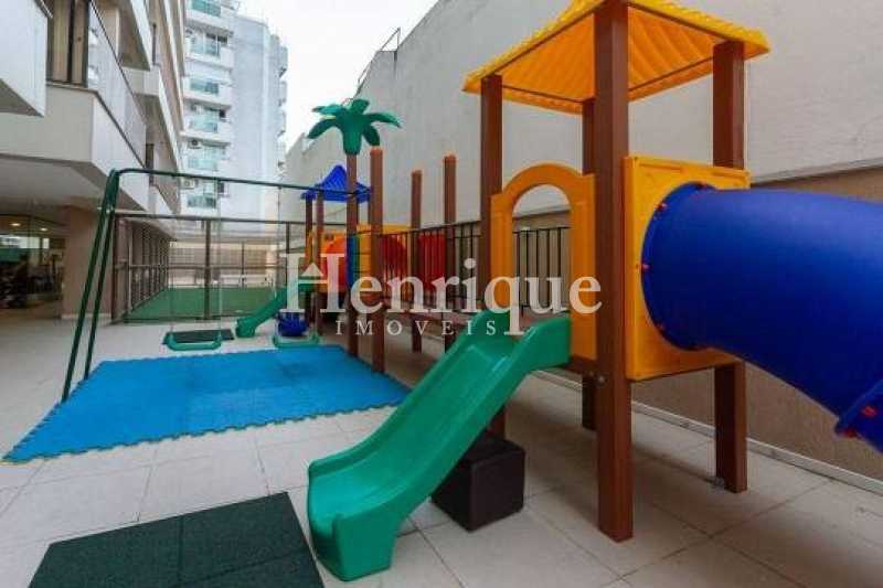 Picsart_22-10-19_10-32-43-034 - 29