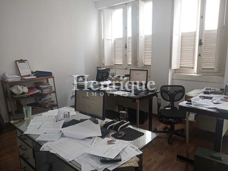 d208ff77-fe3e-4814-8890-238fe4 - 21