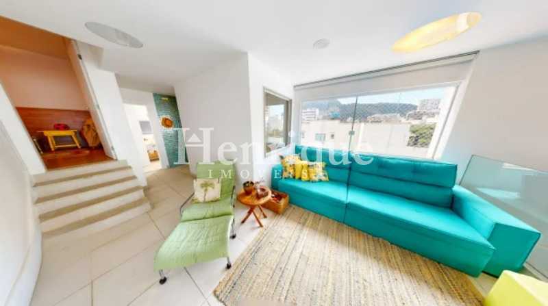 Picsart_23-03-11_10-47-42-314 - 7