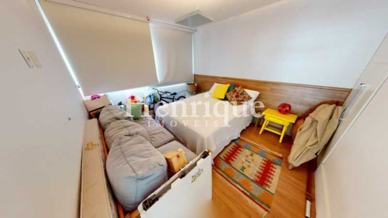 Picsart_23-03-11_11-02-17-142 - 18