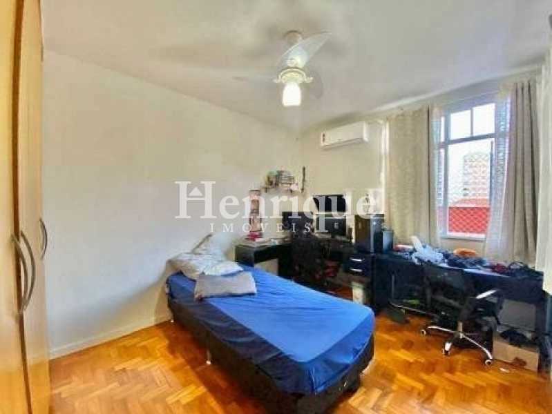 Picsart_23-04-04_21-57-05-647 - 18