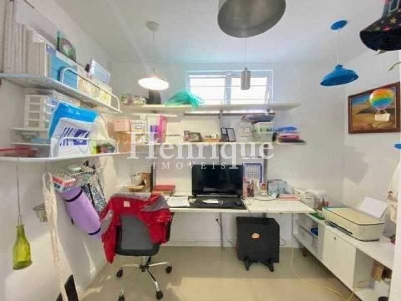 Picsart_23-04-04_21-57-59-203 - 20