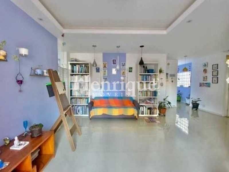 Picsart_23-04-04_21-58-46-760 - 19