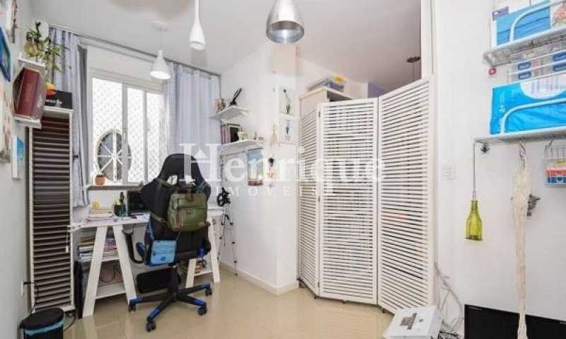 Picsart_23-04-04_22-03-50-059 - 21