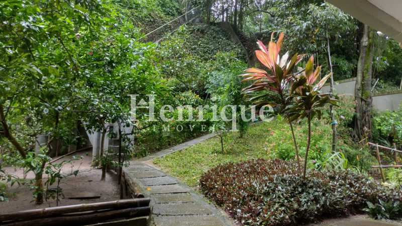 caminho para o bosque do préd - 19