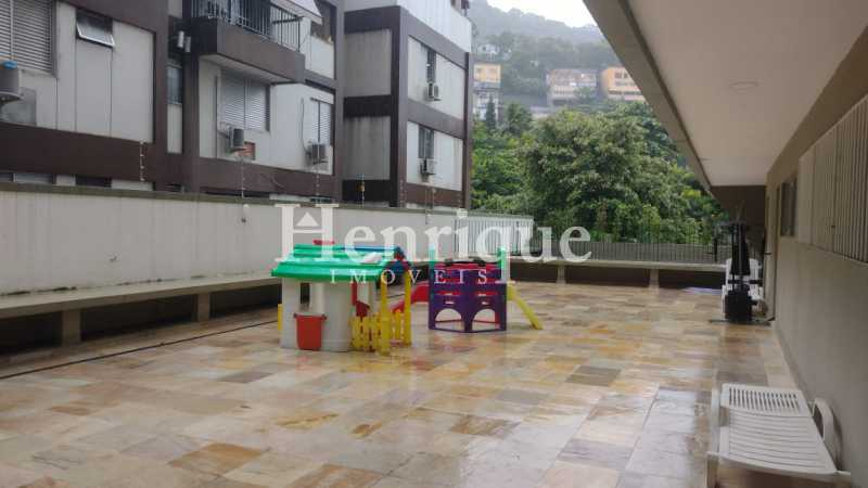 outro angulo playground. - 22