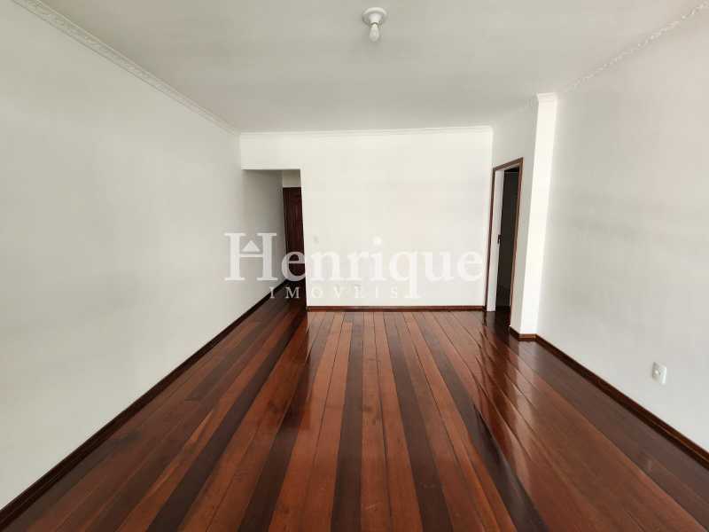 WhatsApp Image 2023-10-11 at 1 - 4