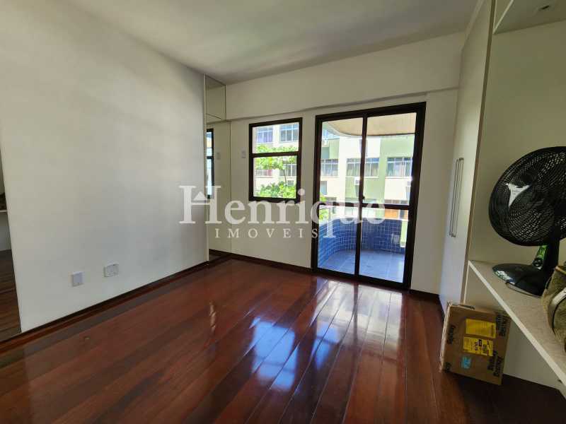 WhatsApp Image 2023-10-11 at 1 - 8