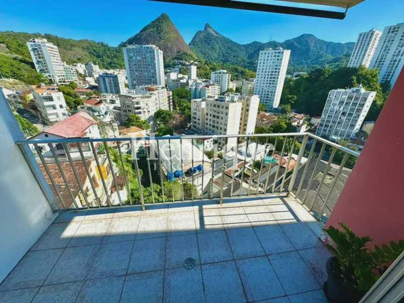 WhatsApp Image 2025-10-21 at 1 - 2