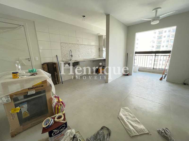 Conheça Sala do imóvel - Apartamento à venda Estrada da Água Grande, Vista Alegre, Rio de Janeiro - R$ 430.000 - FLAP30804 - 4 Sala - 4