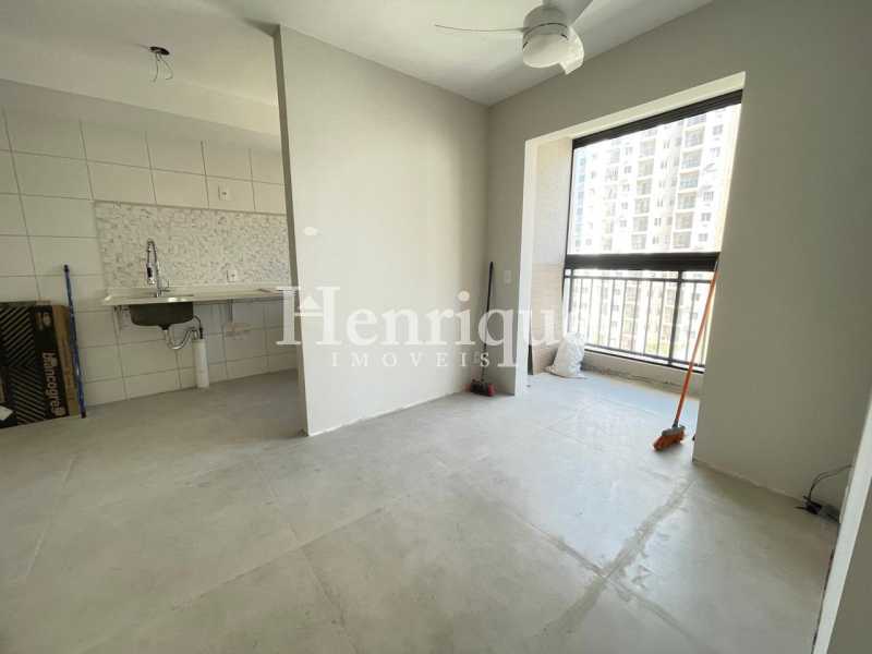 Conheça Sala do imóvel - Apartamento à venda Estrada da Água Grande, Vista Alegre, Rio de Janeiro - R$ 430.000 - FLAP30804 - 2 Sala - 2
