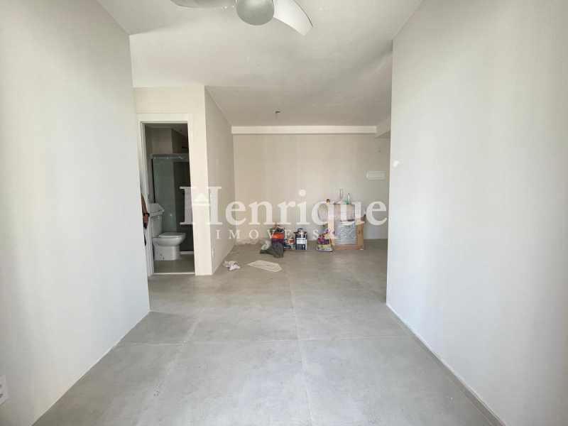 Conheça Sala do imóvel - Apartamento à venda Estrada da Água Grande, Vista Alegre, Rio de Janeiro - R$ 430.000 - FLAP30804 - 5 Sala - 5