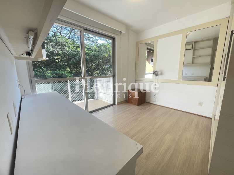 Conheça Quarto 2 do imóvel - Cobertura à venda Rua Marechal Pires Ferreira, Cosme Velho, Rio de Janeiro - R$ 2.500.000 - FLCO40043 - 13 Quarto 2 - 13