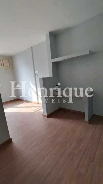 Conheça Imagem do WhatsApp de 2024-07- do imóvel - Kitnet/Conjugado 30m² à venda Botafogo, Rio de Janeiro - R$ 400.000 - FLKI00107 - 2 Imagem do WhatsApp de 2024-07- - 2